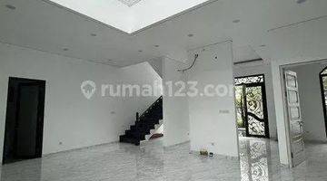 Gambar 3 Rumah Design Mewah Di Cluster Terdepan Sentul City 