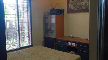 Gambar 4 Rumah 3 Lantai Bagus Furnished SHM di Jakarta Timur