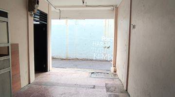 Gambar 2 Dijua Cepat Rumah 2 Lantai Unfurnished SHM Dikota Jakarta