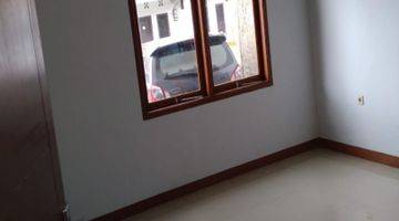 Gambar 4  Rumah Semi Furnished di Jalan terusan cibaduyut katapang   