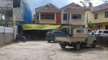 Gambar 2 Ruko di Basuki Rahmad, Palembang