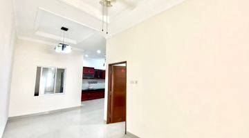 Gambar 2 Jual Cepat Rumah Modern Minimalis 4 Lantai SHM Siap Huni Pademangan 