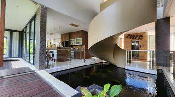 Gambar 5 Rumah Mewah Full Furnish With Swimming Pool 