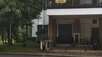 Gambar 1 Rumah Hook minimalis,depan taman siap huni