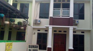 Gambar 2 Rumah dua lantai di Bekasi barat Rumah