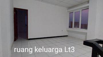 Gambar 2 Gudang + Kantor 4 Lantai Di Komp Pergudangan Tangerang Hoek