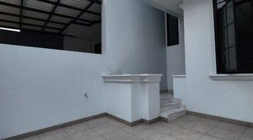 Gambar 4 Dijual Cepat Rumah Siap Huni Permata Buana Lift 4 Lantai