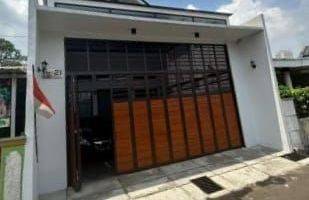 Gambar 1 Di Jual Segera Rumah 3 Lantai  Siap Huni Di Puspitek Asri Bsd