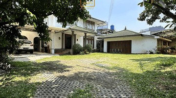 Gambar 1 Rumah di Pondok Indah, Jakarta Selatan