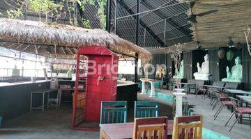 Gambar 3 BAR & RESTO IN JIMBARAN