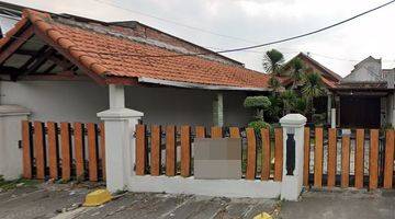 Gambar 2 Dijual 2 Rumah di Raya Made, Dekat Fasilitas Umum, Dekat Citraland, Surabaya Barat