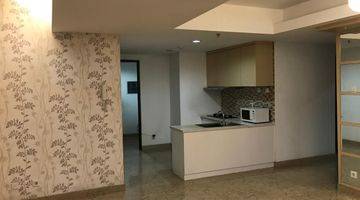 Gambar 5 Apartemen Royale Springhill