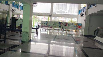 Gambar 1 Gedung Ex Showroom 1600 m