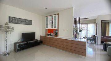 Gambar 4 Rumah Ternyaman Dalam Cluster Furnished,  Harga 2.75 M /Bisa Nego , Lantai 3