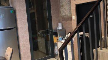 Gambar 4 Dijual rumah 2 lantai Golden Stone lokasi bagus