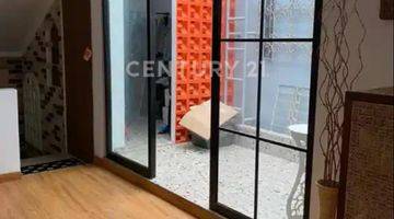 Gambar 2 Rumah 2 Lantai Semi Furnished Siap Huni Di Perumnas 2 Tangerang