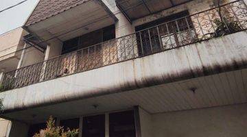 Gambar 1 Rumah Bagus Jual Cepat 5BR di Pusat Kota Bandung