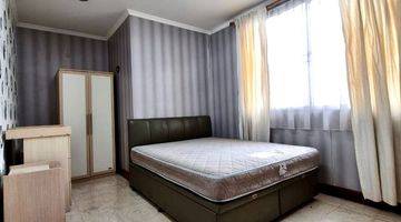 Gambar 1 Dijual Apartement Bumimas Tipe 3 BR Bagus Dan Furnished