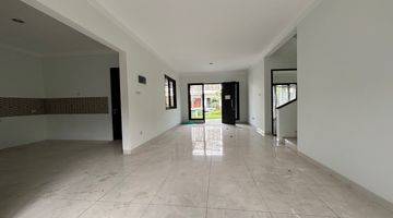 Gambar 4  Rumah 2 Lantai Di Melia Residence Graha Raya Bintaro Tangsel