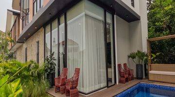 Gambar 5 Exclusive Rumah Tropical Modern , di Kemang Jakarta Selatan