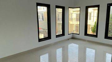 Gambar 4 Dijual Rumah Cantik 2Lantai at Komplek Harmoni 88 Jakarta Selatan