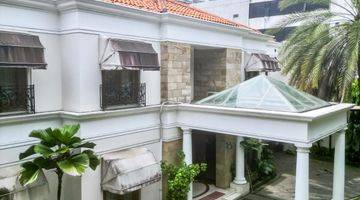 Gambar 1 Dijual Rumah Mewah di Menteng Terawat dan Siap Huni Full Furnished