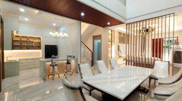 Gambar 5 Rumah 3 Lantai Sudah Renovasi Furnished HGB