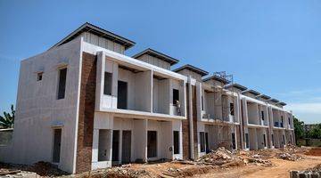 Gambar 1 Rumah Baru Unfurnished di Grand Mansion, Batam