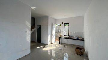 Gambar 2 Rumah Baru Unfurnished di Grand Mansion, Batam