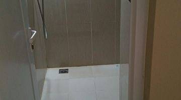 Gambar 4 Rumah Bagus 3 Lantai Greenville Hadap Timur Shm