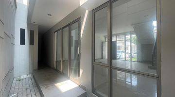 Gambar 5 Dijual Rumah Pik 2 Minimalis Virginia Uk 10x15m² At Jakarta Utara