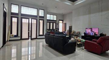 Gambar 1 Rumah Lux Keren Terawat di Batununggal Bandung