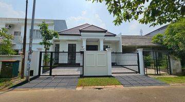 Gambar 1 Rumah 1 lantai Modern Classic Cantik dan luas di Kencana Loka BSD