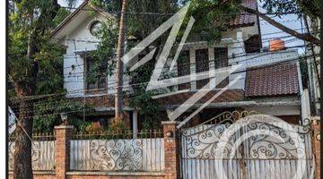 Gambar 1 Dijual Rumah Lelang 2 Lantai Bagus Daerah Kemang Selatan, Jakarta Selatan