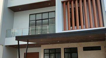 Gambar 1 Dijual Rumah mewah cluster serenade GI PIK.Hadap selatan.LT 250m2