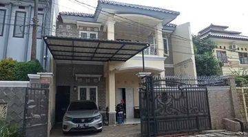 Gambar 1 Rumah Modern 2 Lantai Dengan Balkon di Duren Sawit Jakarta Timur