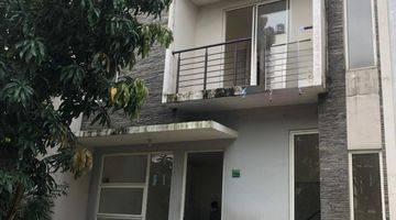 Gambar 1 Rumah Dijual Di Serpong Garden Cluster Green Hill Dekat Bsd