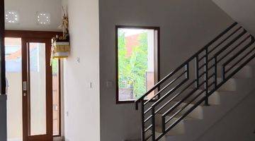 Gambar 2 RUMAH KECE 2 LANTAI UNFURNISHED DI TUKAD YEH AYA, RENON DEKAT UNDIKNAS DAN RS. BROS