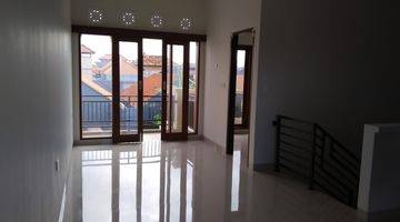 Gambar 4 RUMAH KECE 2 LANTAI UNFURNISHED DI TUKAD YEH AYA, RENON DEKAT UNDIKNAS DAN RS. BROS