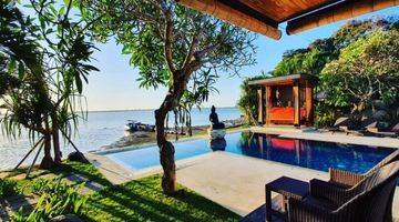 Gambar 1 BEACHFRONT LUXURY VILLA 4BR DI KAWASAN LUXURY VILLA COMPLEX DI BENOA