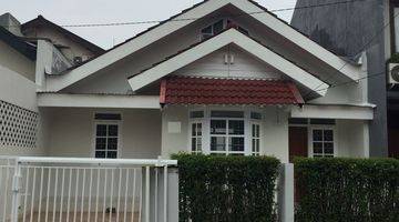 Gambar 1 Rumah Kecil Nyaman Sektor 5 Bintaro 