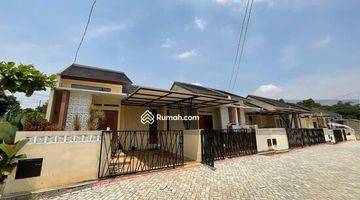 Gambar 3 Rumah Bagus Unfurnished SHM di Luster Murah Minimalis Modern Di Daerah Pasar Parung Bogor, Bogor