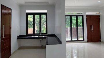 Gambar 3 Brand New House with Modern Glass House style 