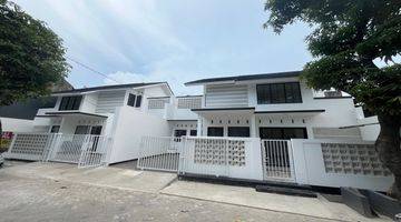 Gambar 3 Rumah Cantik 2 Lantai Modern Minimalis Kota Harapan Indah Bekasi