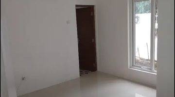 Gambar 4 Rumah Semi Furnished Dekat Perkantoran Jakarta Selatan 