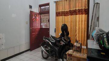 Gambar 3  Rumah Unfurnished Bagus SHM - Sertifikat Hak Milik di Jl. Pasar 3 Medan, Medan Kota