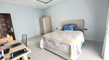 Gambar 5 Rumah 2 Lantai Bagus Semi Furnished di Jl Raya Sutera Buana, Tangerang