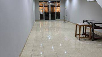 Gambar 2 Ruko Mendrisio Gading Serpong. 3 Lantai. Baru Renovasi Total. Prime Area, Seberang Maggiore Business Loft