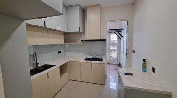 Gambar 5 Dijual Rumah Cluster Flamingo The Springs Gading Serpong