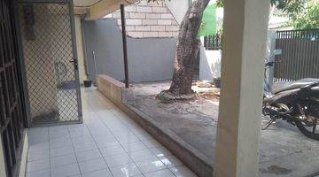 Gambar 5 Dijual rumah 1½ lsntai di lokasi strategis, sudah SHM, BISA KPR,dlingkungan nyaman dan aman, dekat pusat kuliner, pasar, rumah sakit, sekolah. 